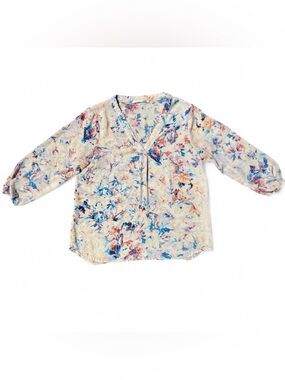 VIOLET + CLAIRE Floral Blouse with bell sleeves